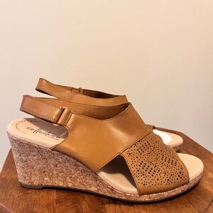 Women's Tan Wedge Sandals